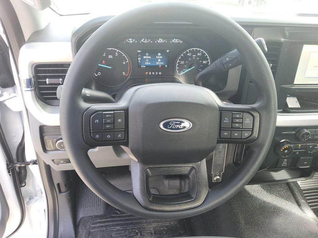 New 2026 Ford F550 2WD Regular Cab Super Duty image 8