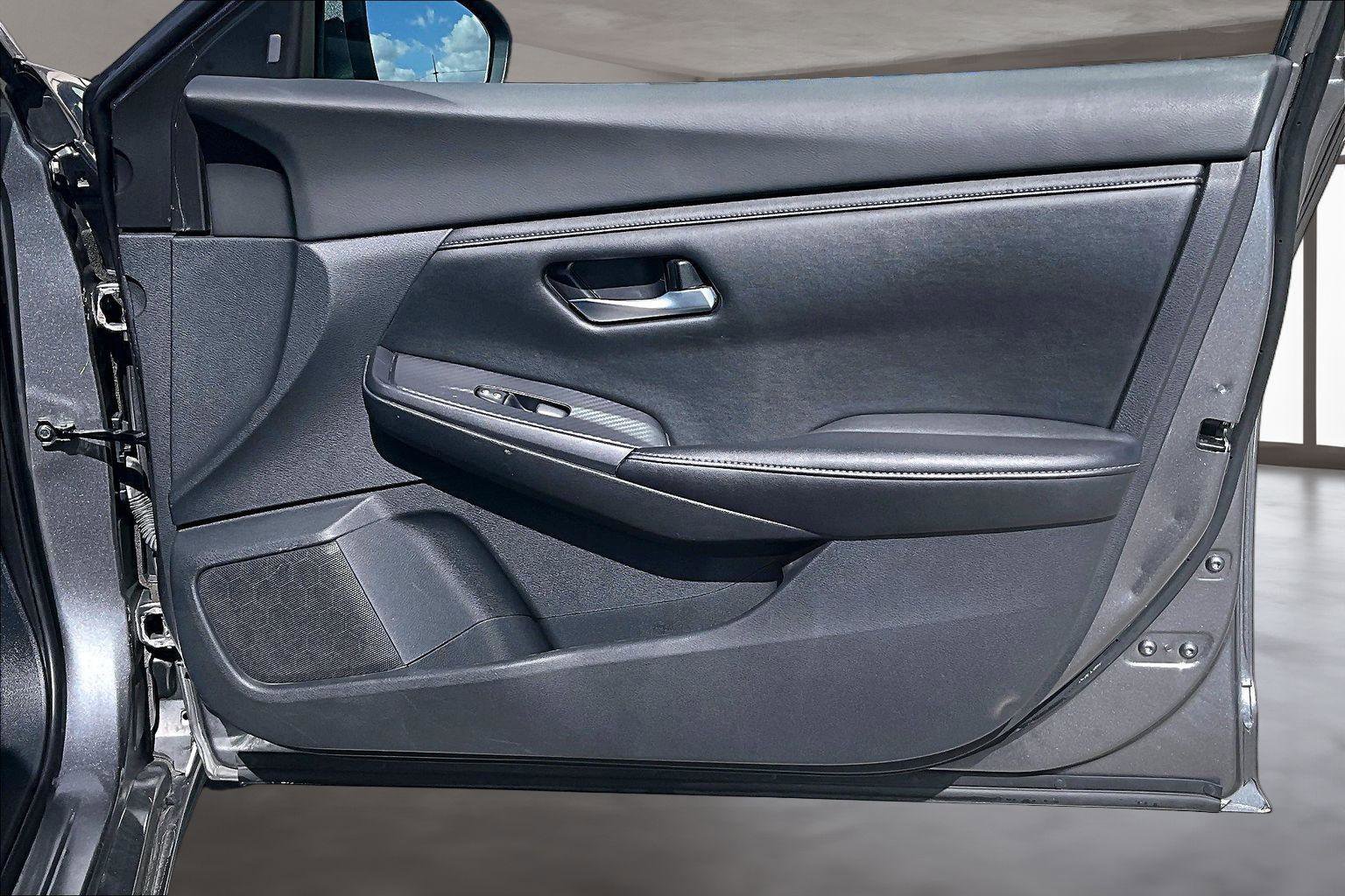 Used 2023 Nissan Sentra SV image 24