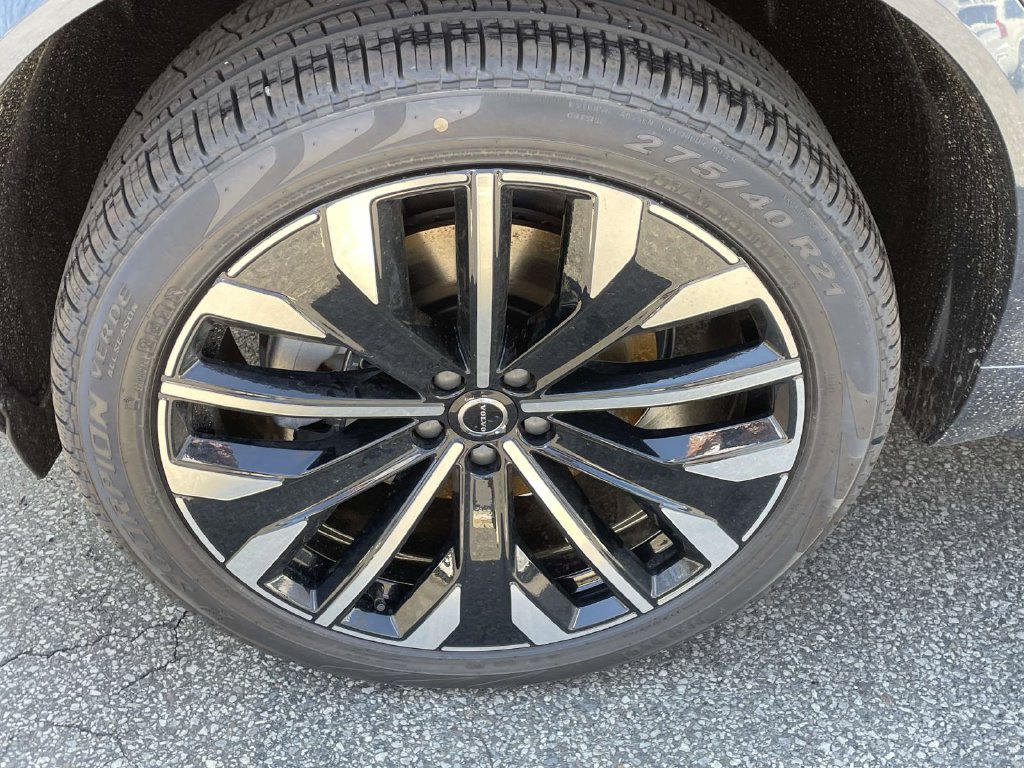 New 2026 Volvo XC90 B6 Ultra w/ Protection Package AWD/4WD image 12