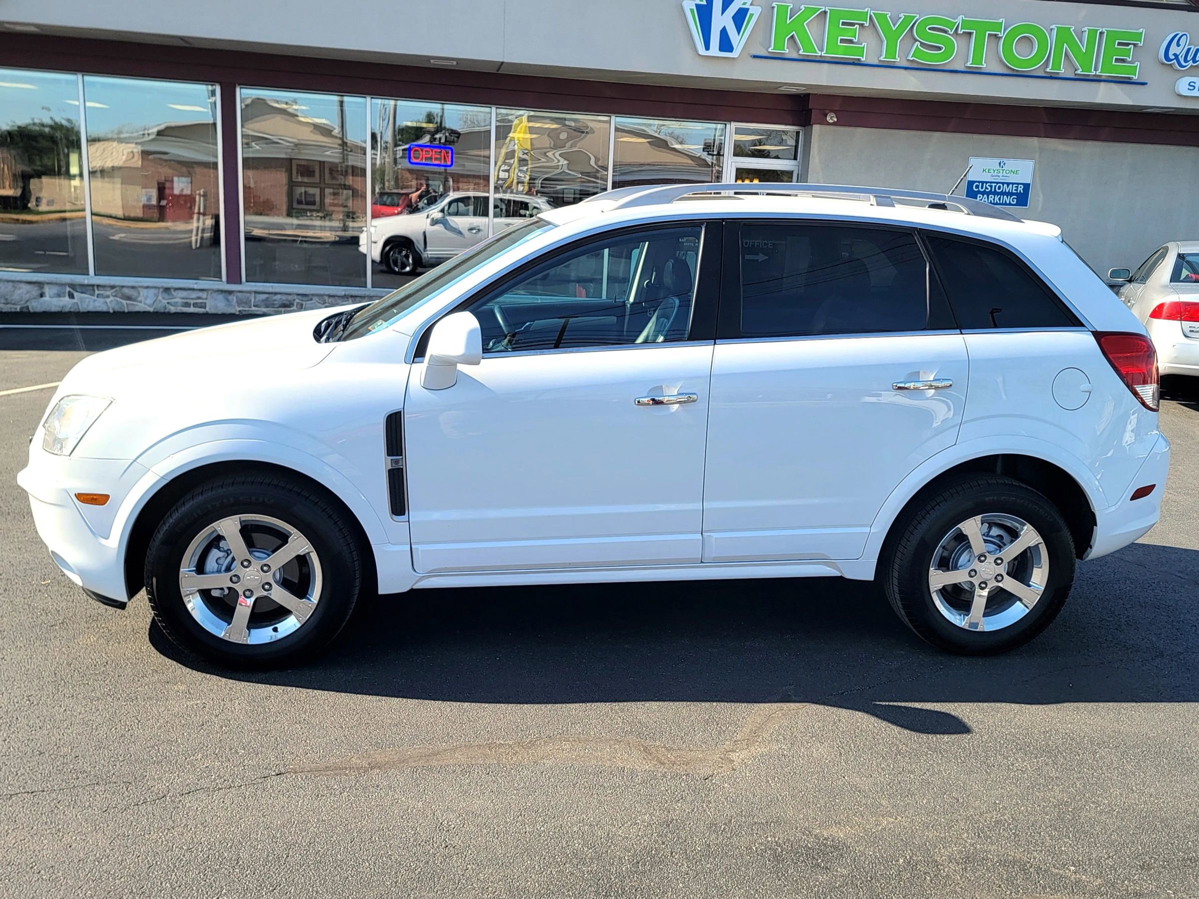 Used 2012 Chevrolet Captiva Sport LT w/ Convenience Package image 8