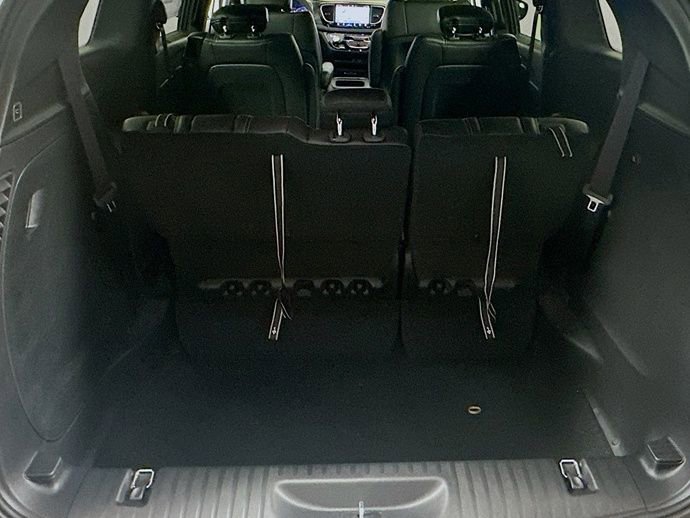 New 2026 Chrysler Pacifica Select FWD image 27