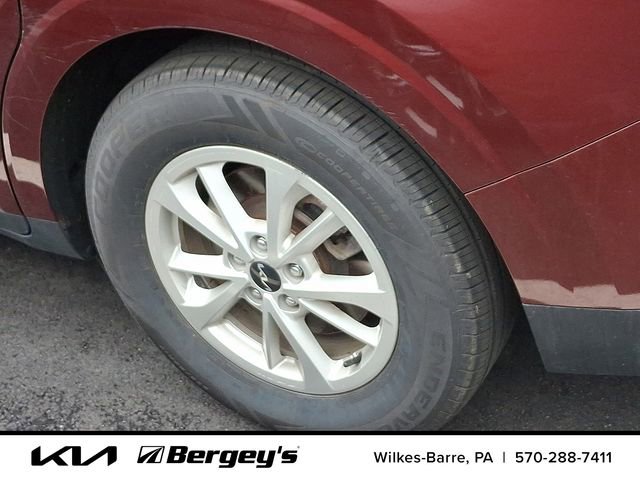 Certified 2023 Kia Carnival LX image 9