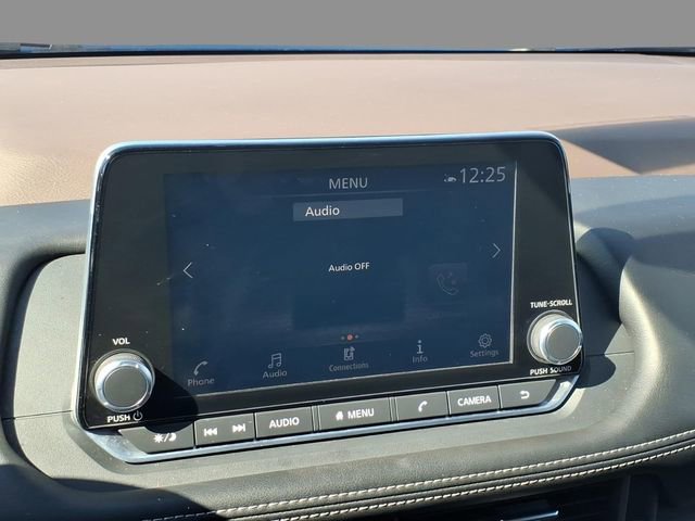 Used 2023 Nissan Rogue SV image 25