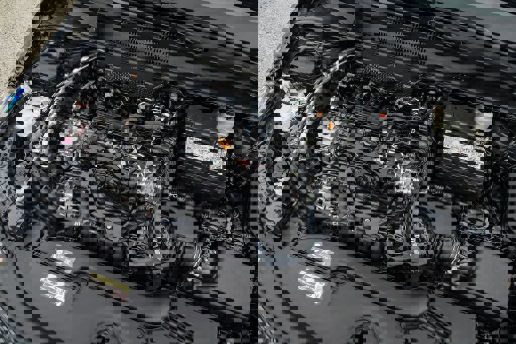 Used 2025 Toyota Corolla XSE image 27