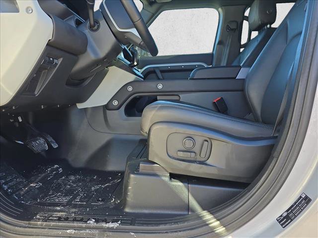 Certified 2024 Land Rover Defender 110 S image 28