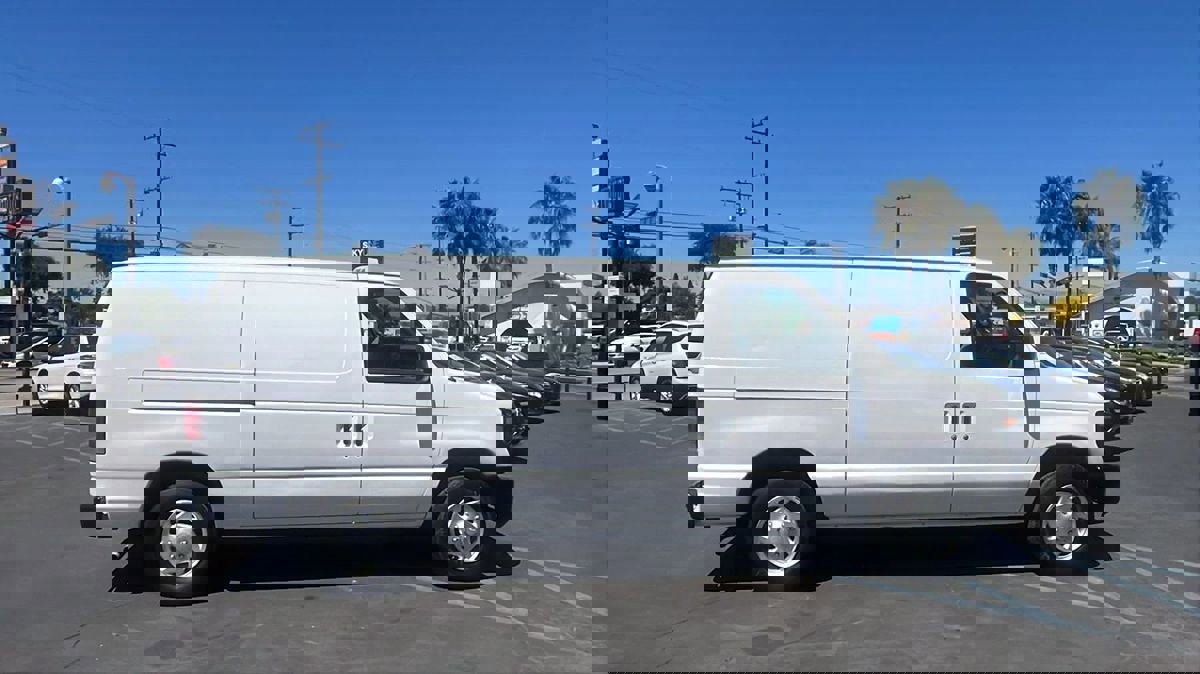 Used 2013 Ford E-150 and Econoline 150 image 5