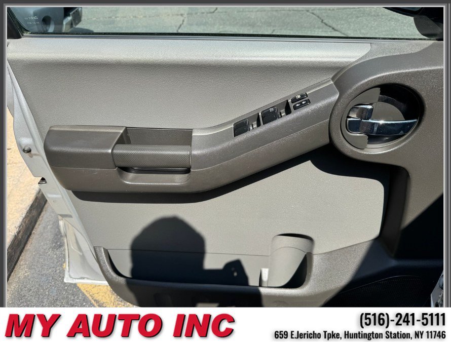 Used 2013 Nissan Xterra S w/ Value Package AWD/4WD image 23