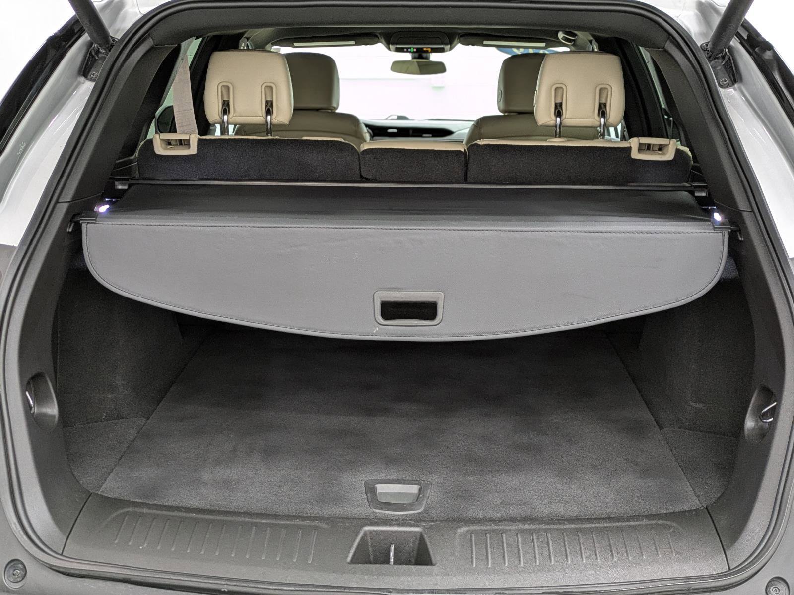 Used 2019 Cadillac XT5 AWD image 9