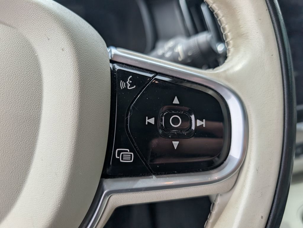 Used 2017 Volvo V90 T6 Cross Country AWD/4WD image 13