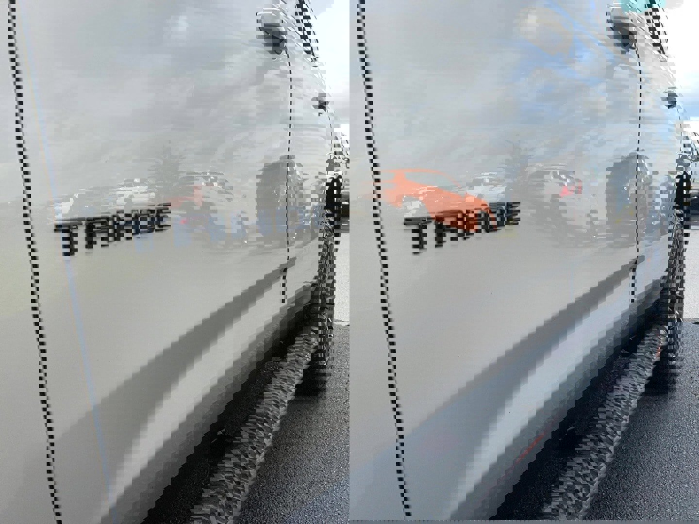 Used 2021 Chevrolet Tahoe Z71 w/ Z71 Signature Package image 11