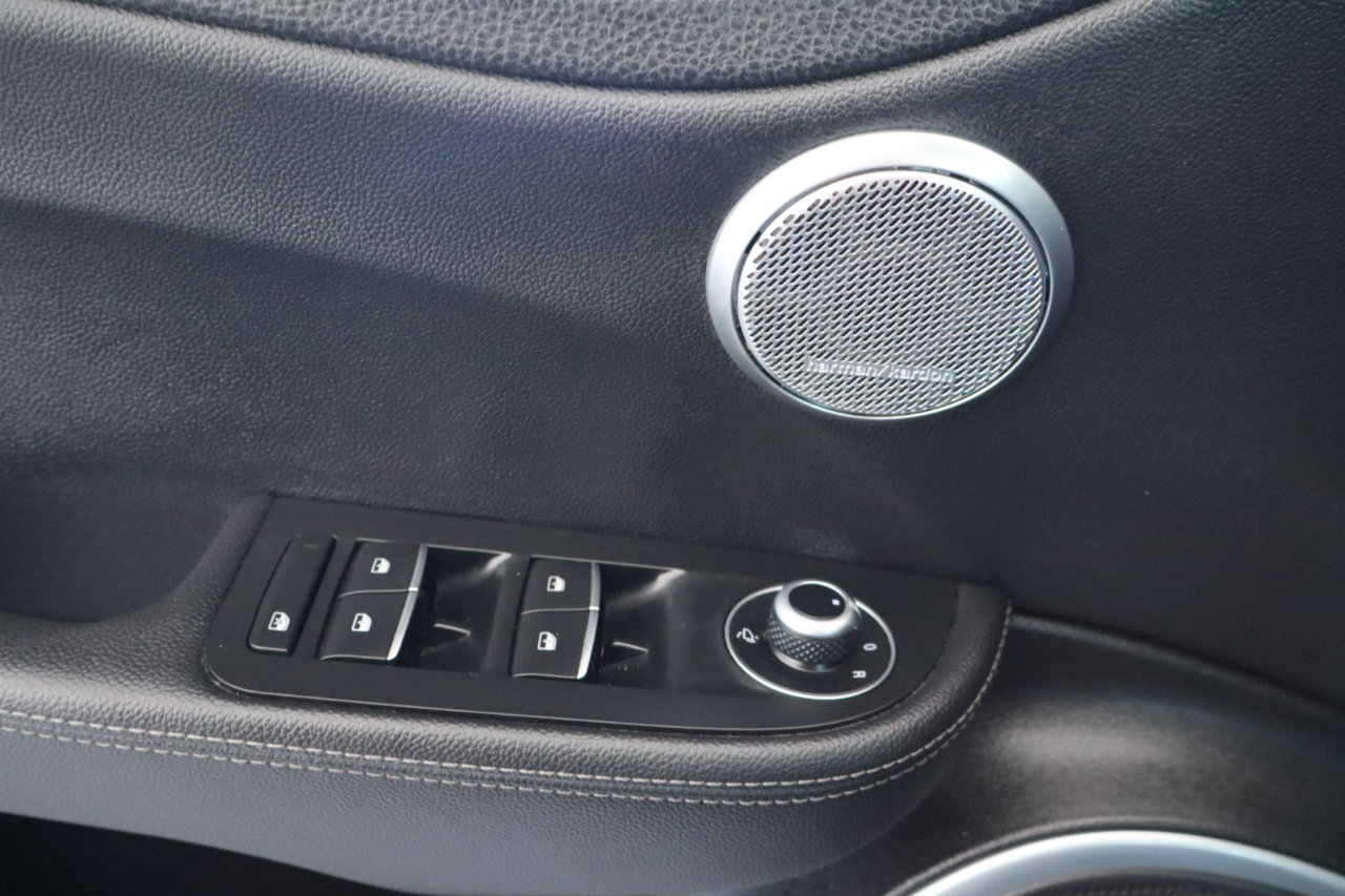 Used 2018 Alfa Romeo Giulia Ti Sport w/ Quick Order Package 22S Sport image 28