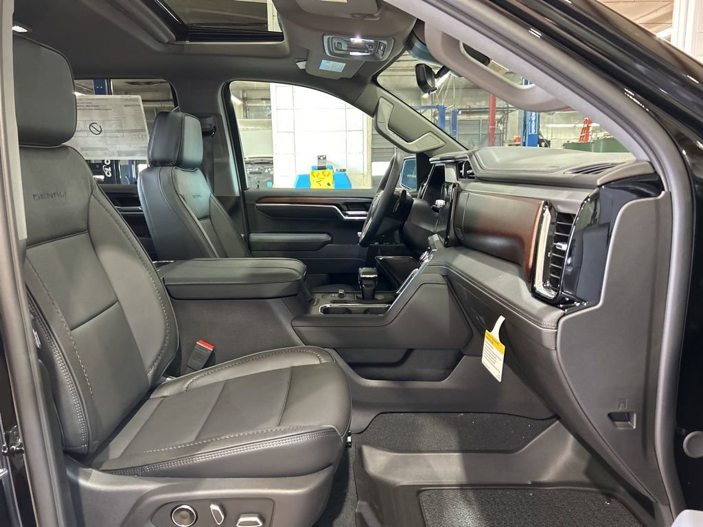 New 2026 GMC Sierra 1500 Denali w/ Technology Package image 43