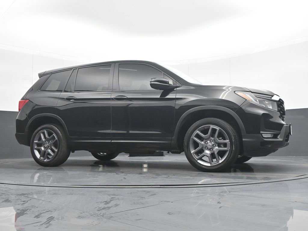 Used 2023 Honda Passport EX-L image 32