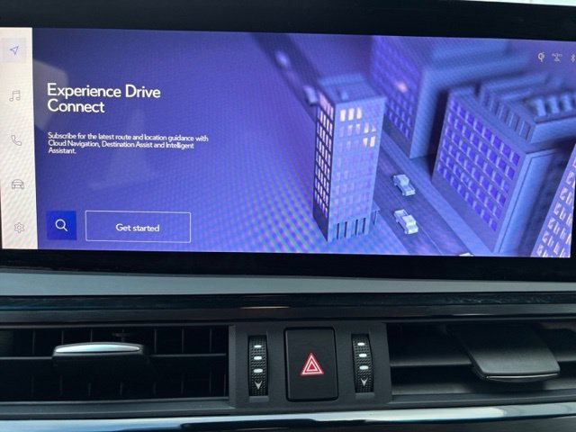 Used 2024 Lexus ES 300h w/ Accessory Package (Z2) FWD image 18