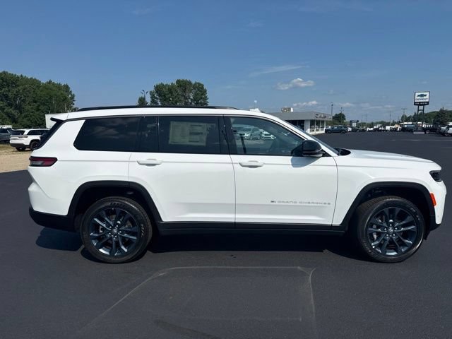 New 2026 Jeep Grand Cherokee L Limited AWD/4WD image 8