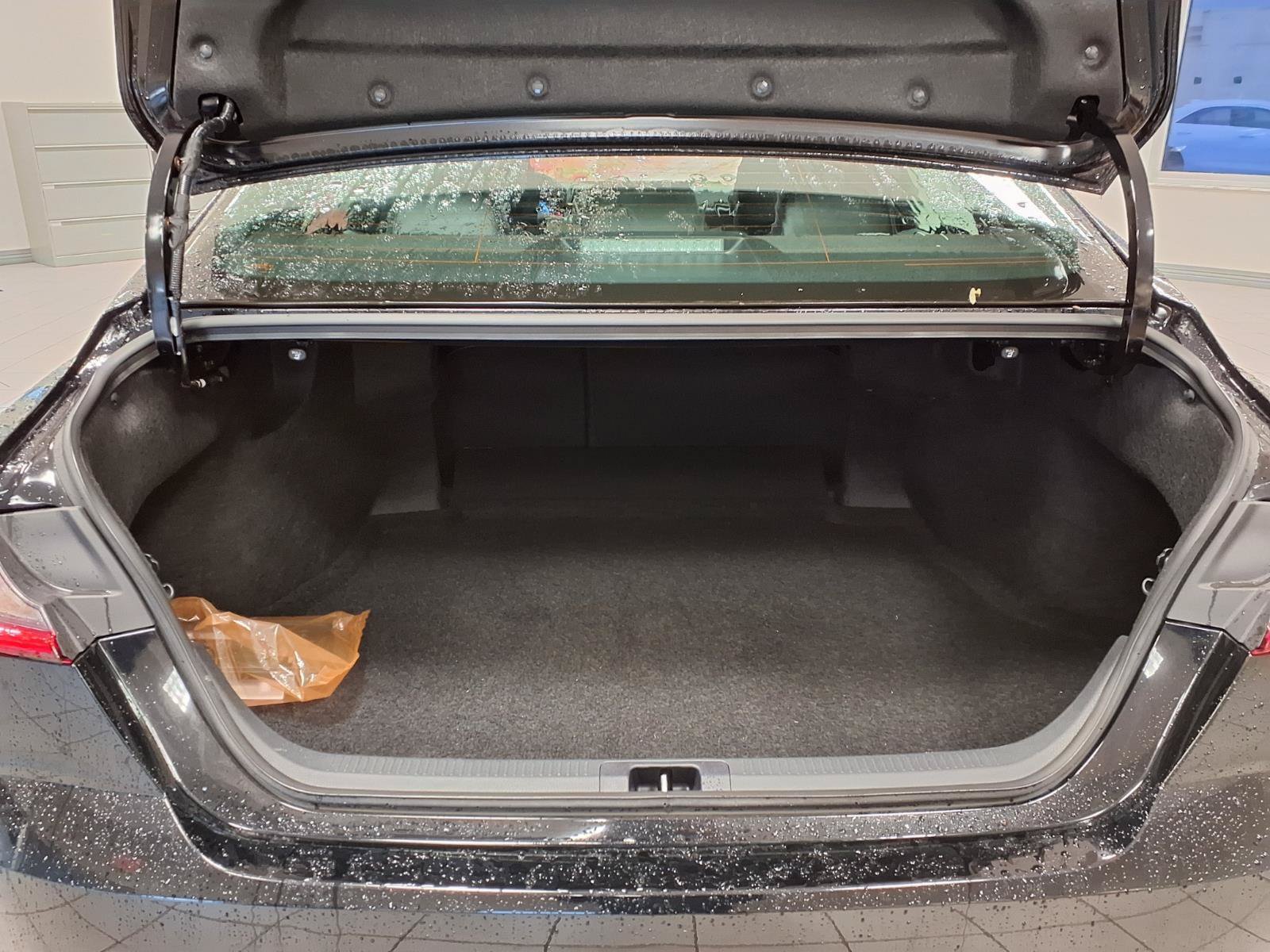 Used 2025 Toyota Camry SE FWD image 16