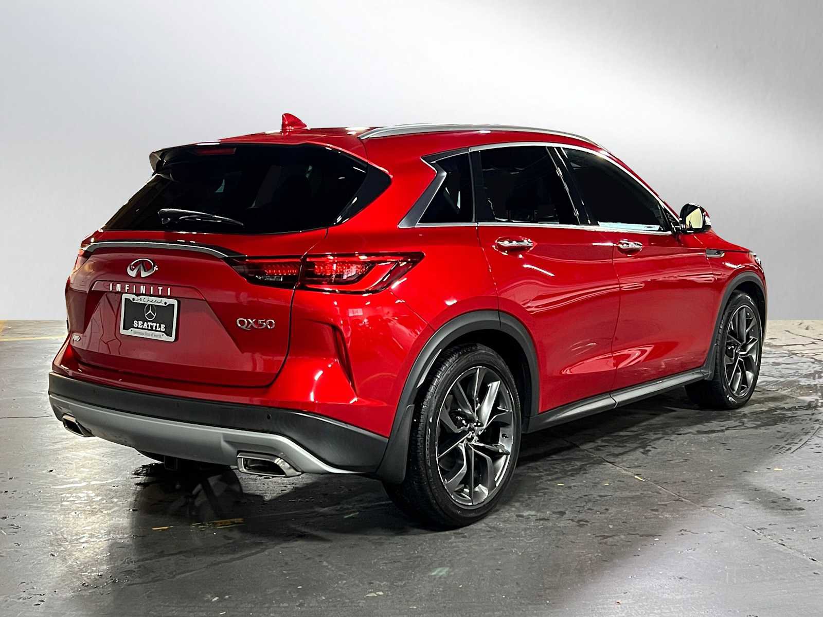 Used 2022 INFINITI QX50 Autograph image 3