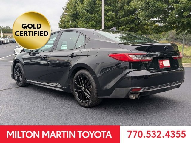 Used 2025 Toyota Camry SE FWD image 4
