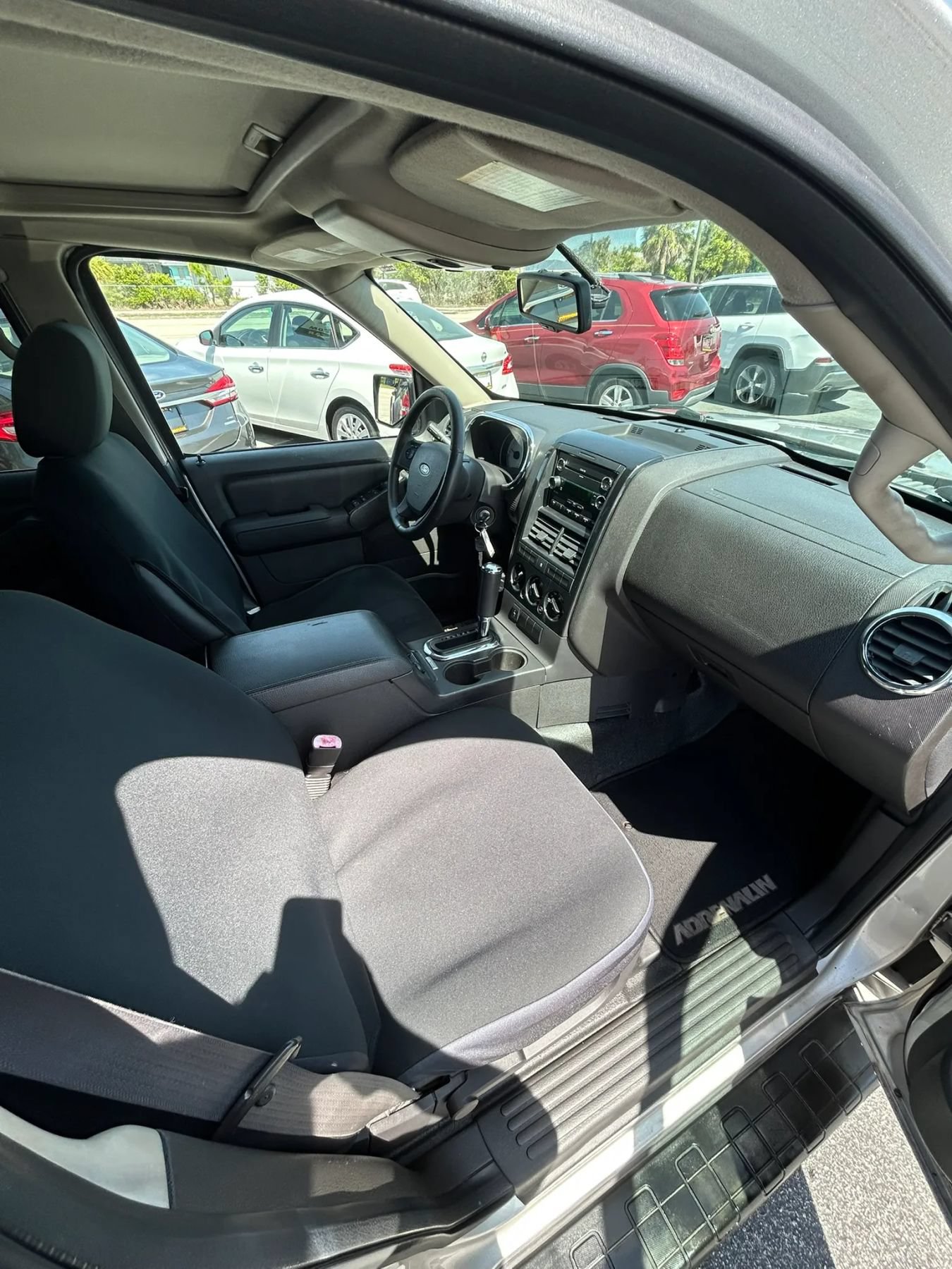 Used 2008 Ford Explorer Sport Trac Limited RWD image 11