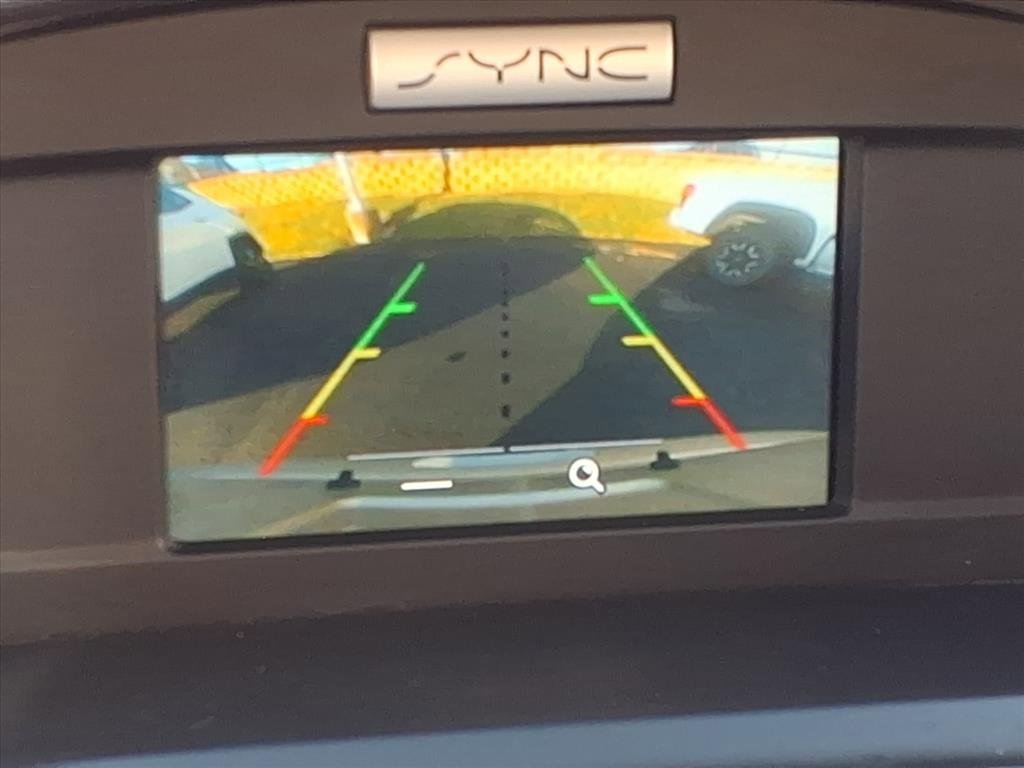 Used 2017 Ford Escape SE image 5