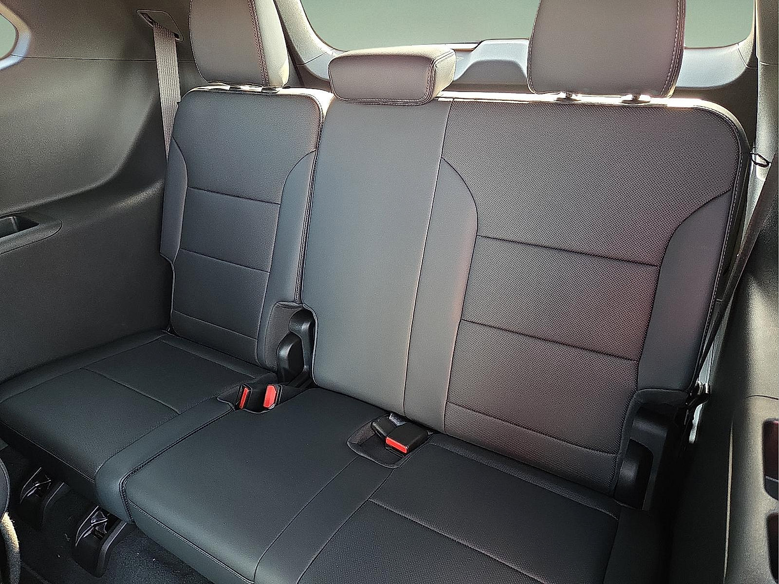 New 2027 Buick Enclave Sport Touring w/ Power Package FWD image 10