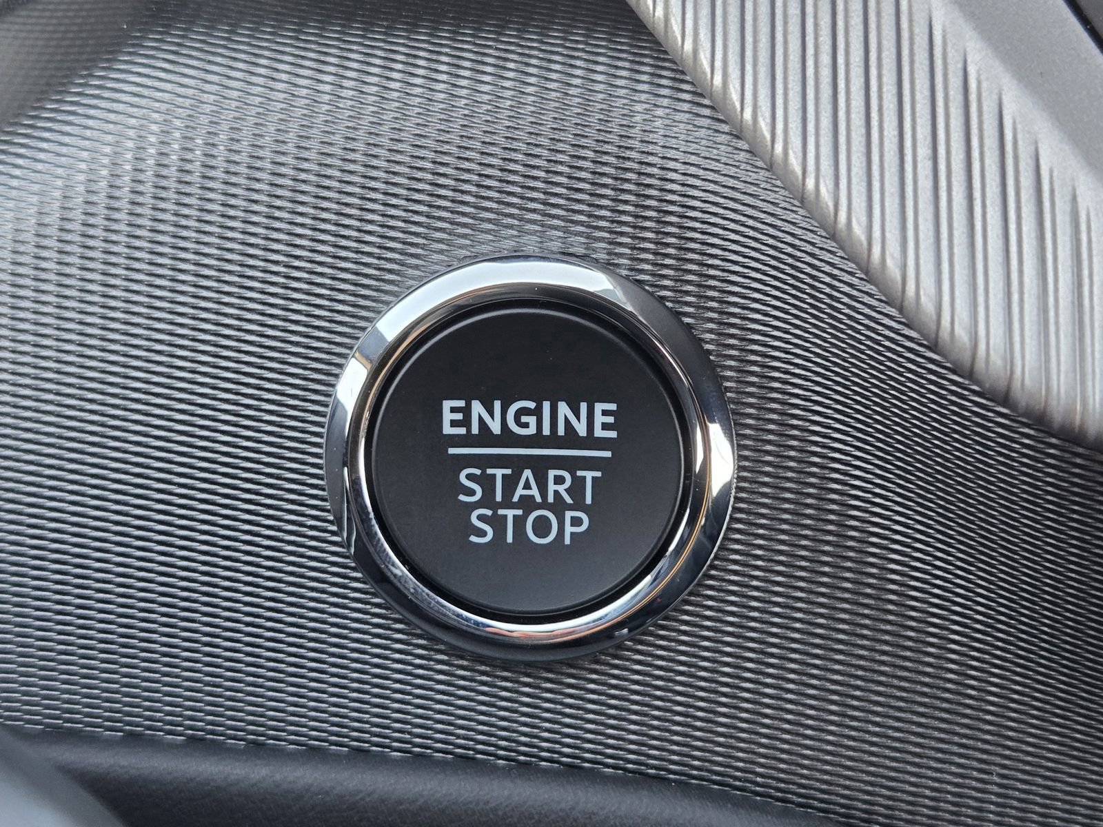 New 2026 Ford Explorer ST-Line image 24