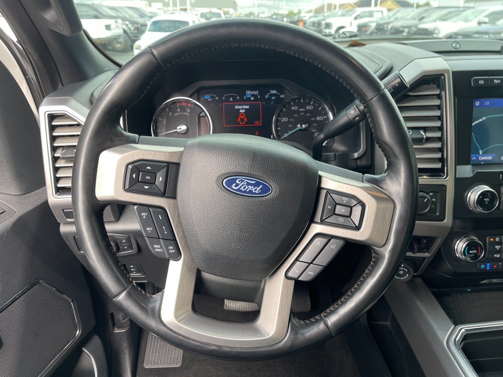 Used 2020 Ford F250 Platinum w/ FX4 Off-Road Package AWD/4WD image 26
