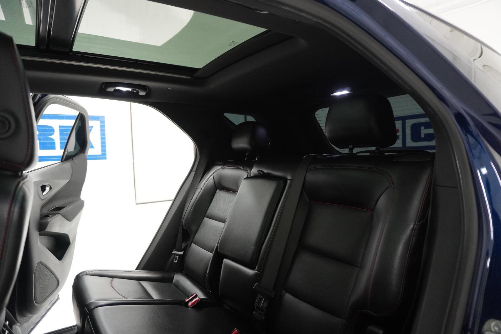 Used 2023 Chevrolet Equinox RS w/ RS Leather Package image 12