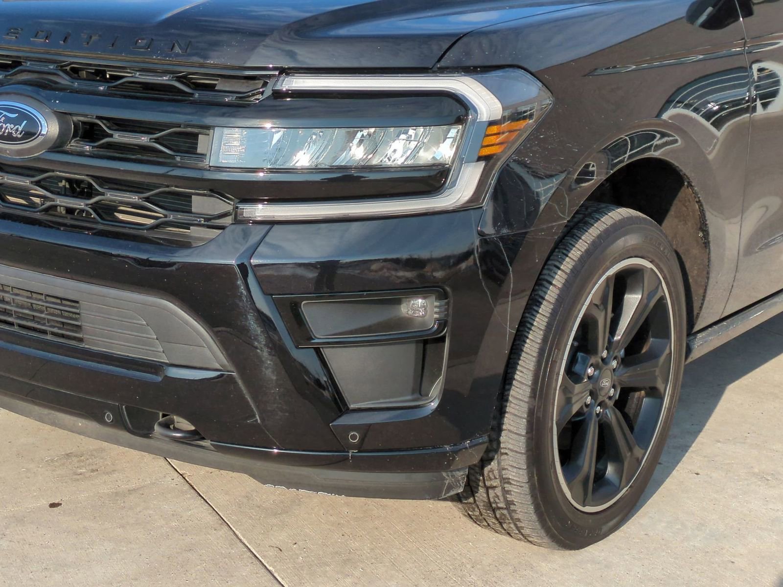 Certified 2024 Ford Expedition Max Limited image 13