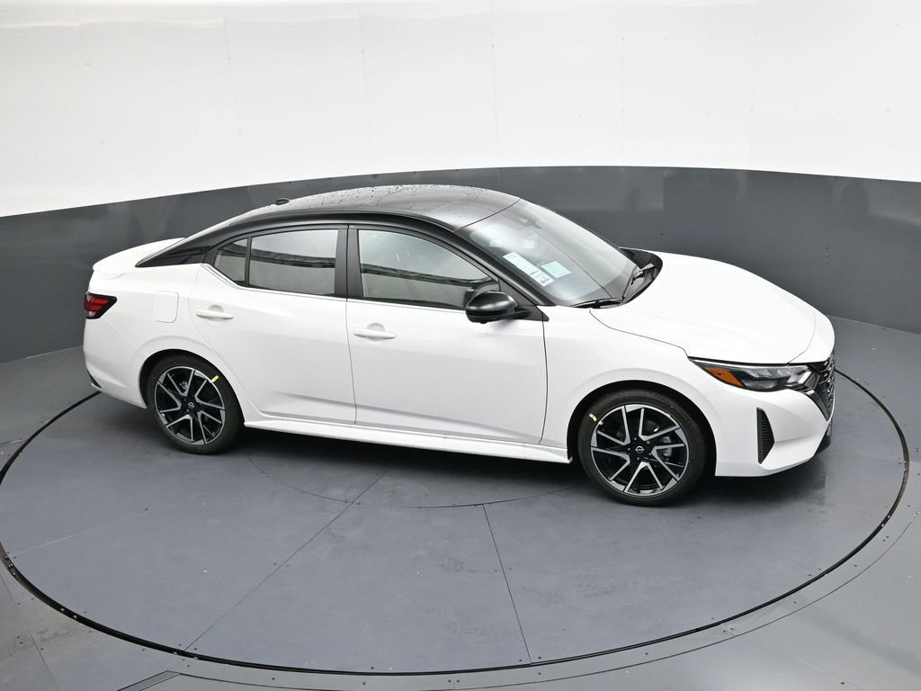 Certified 2025 Nissan Sentra SR w/ SR Premium Package FWD image 26