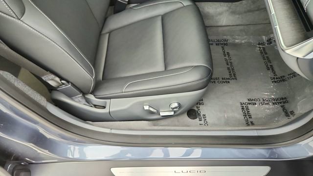 Used 2024 Lucid Air Touring AWD/4WD image 22