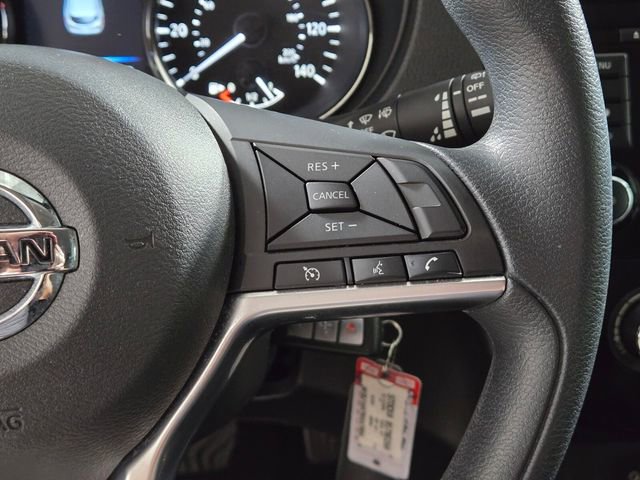 Used 2022 Nissan Rogue Sport S image 32