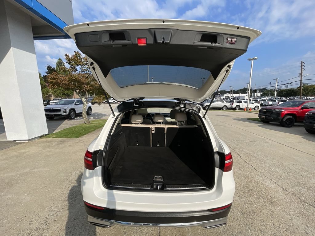 Used 2019 Mercedes-Benz GLC 300 image 25