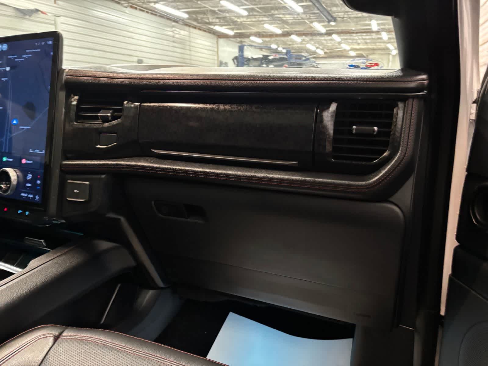 Used 2022 Ford Expedition Max Limited AWD/4WD image 29