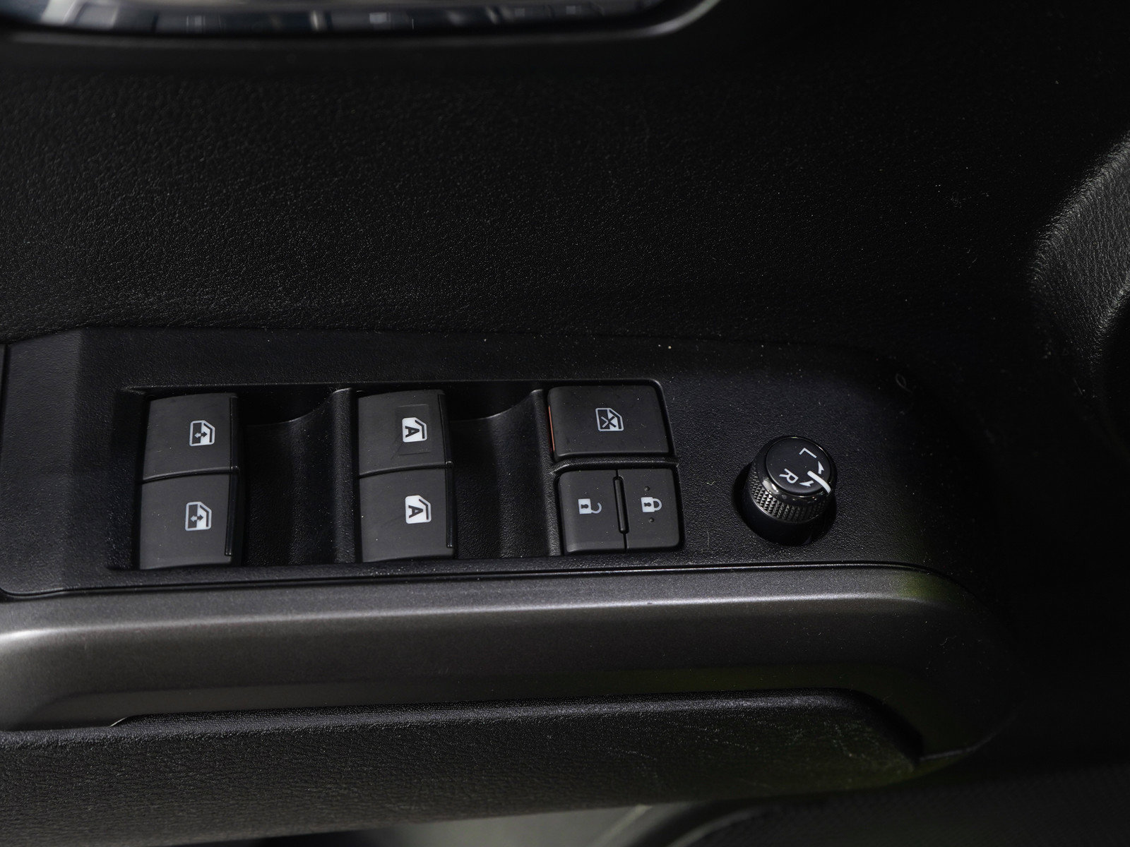 Used 2023 Toyota Tacoma TRD Sport w/ Advanced Technology Package AWD/4WD image 21