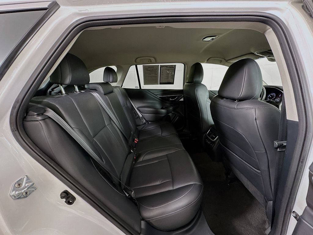 Used 2021 Subaru Outback Limited image 25