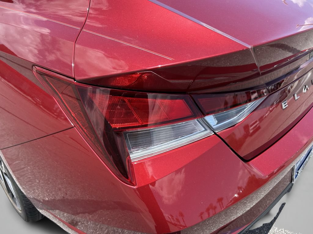 Certified 2023 Hyundai Elantra SEL w/ Convenience Package FWD image 15