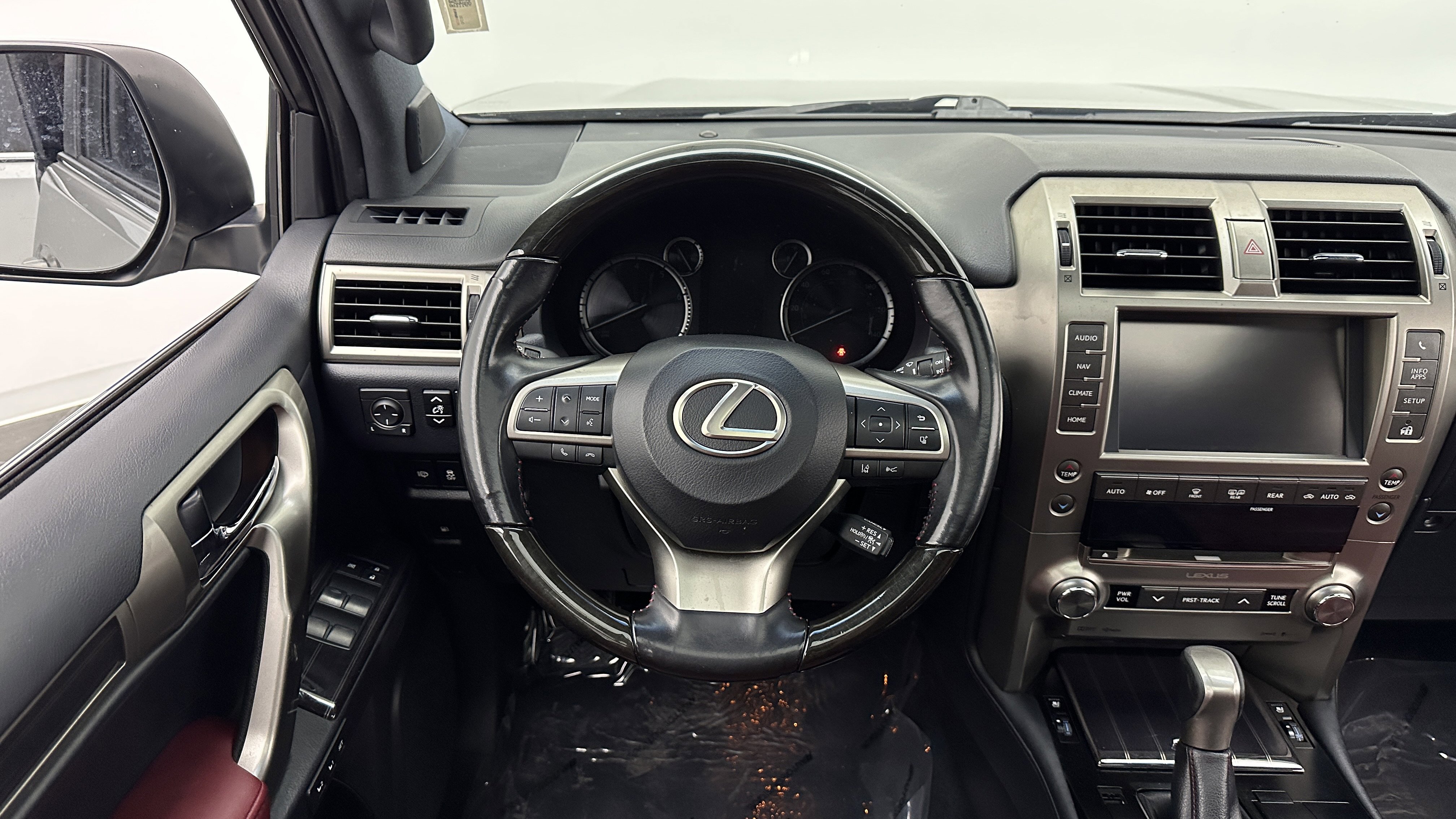 Used 2020 Lexus GX 460 Premium image 24