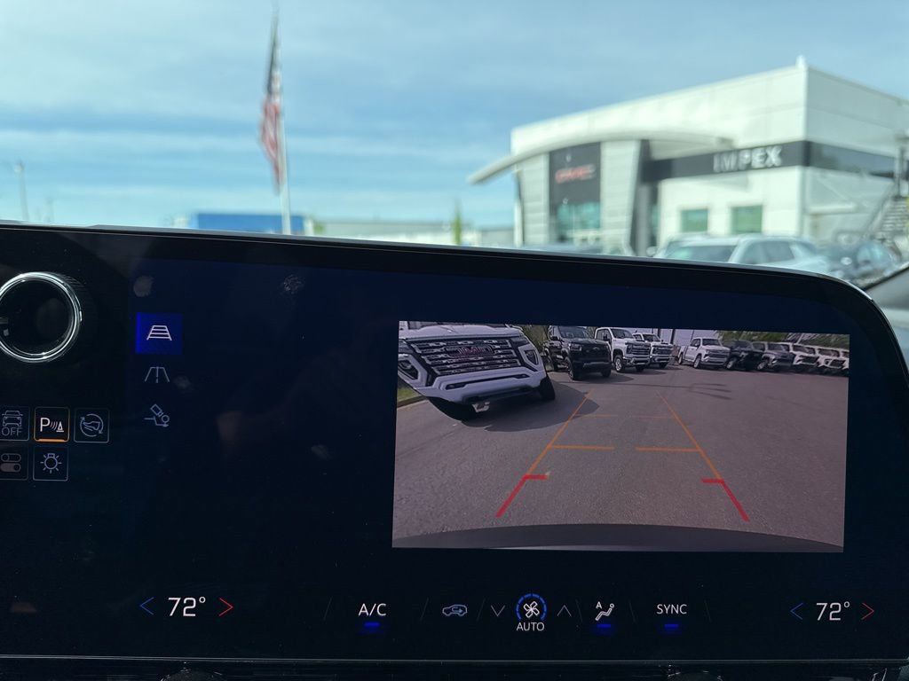 Used 2024 Chevrolet Blazer EV AWD Police image 18