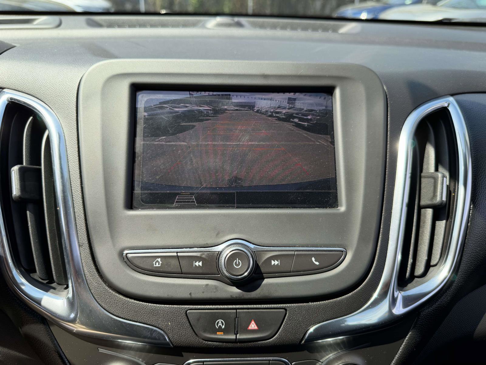 Certified 2024 Chevrolet Equinox LS w/ Driver Confidence II Package image 21