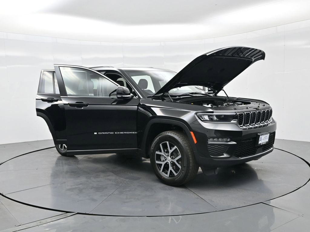 New 2025 Jeep Grand Cherokee Limited image 34