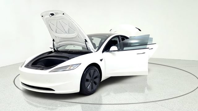 Used 2025 Tesla Model 3 RWD image 13
