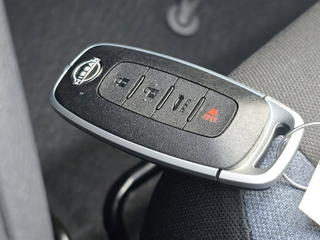 New 2025 Nissan Versa SV w/ Trunk Package image 19