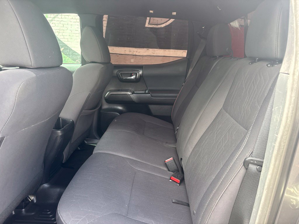 Used 2019 Toyota Tacoma TRD Off-Road AWD/4WD image 22