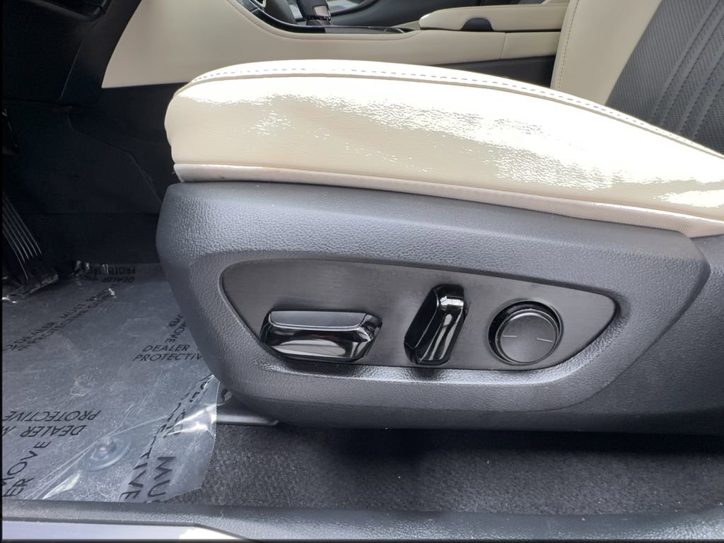 Used 2024 Lexus NX 250 FWD w/ Towing Package (2000 Lbs) image 21