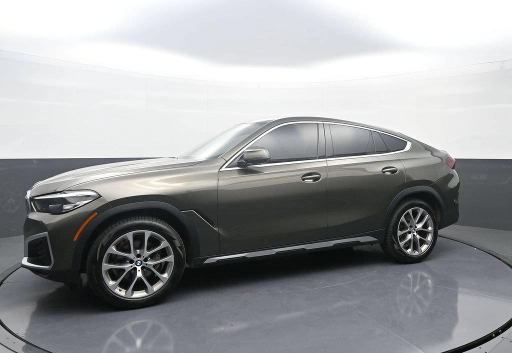 Used 2023 BMW X6 xDrive40i w/ Premium Package AWD/4WD image 4