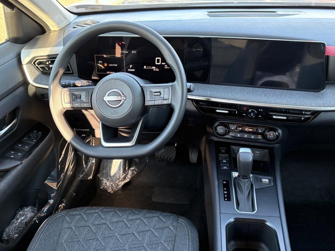 New 2026 Nissan Kicks SV w/ Cold Weather Package AWD/4WD image 13