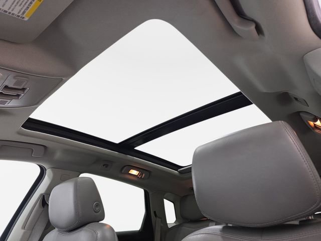 Used 2012 Cadillac SRX Luxury image 30