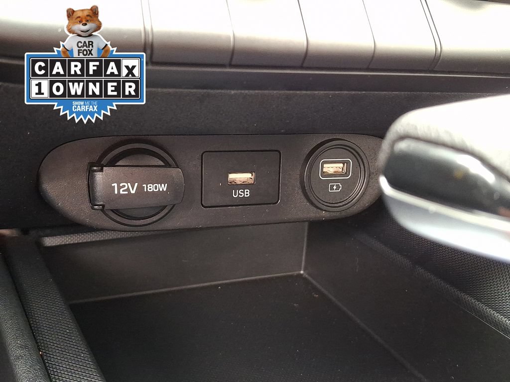 Used 2021 Hyundai Elantra SE FWD image 23