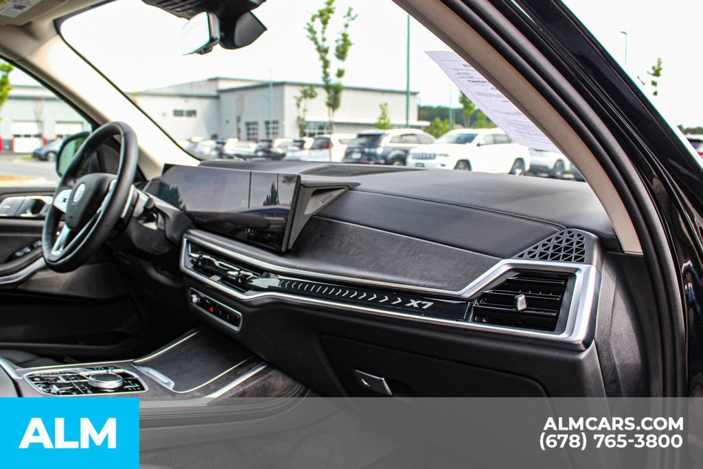 Used 2026 BMW X7 xDrive40i w/ Premium Package AWD/4WD image 23